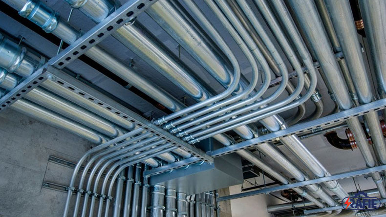 اجرای مسیر عبور سیمها با استفاده از لوله برق در ساختمانها و محیطهای صنعتی